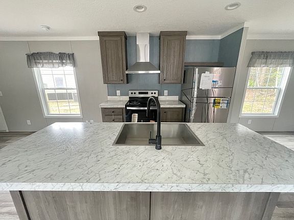 4th image of 12 Bearden Dr