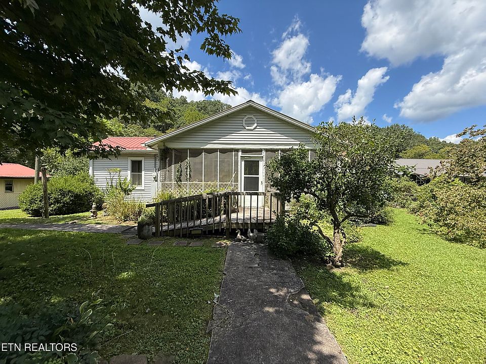 1st image of 353 Cotula Rd