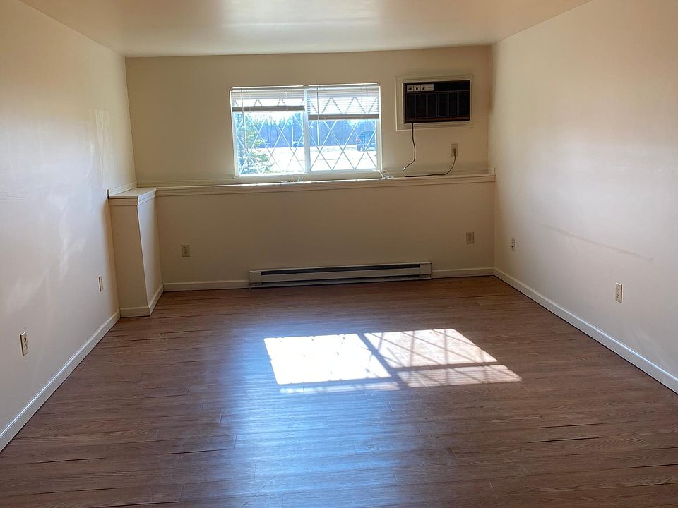 6215 Tonawanda Creek Rd APT 1, Lockport, NY 14094 Zillow