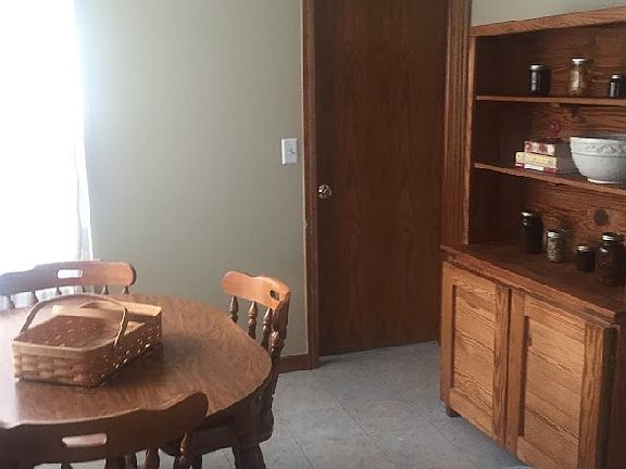3rd image of 5793 Trailwater Ln