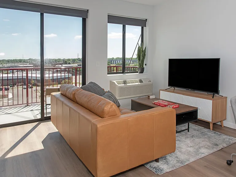 small 1BR_14