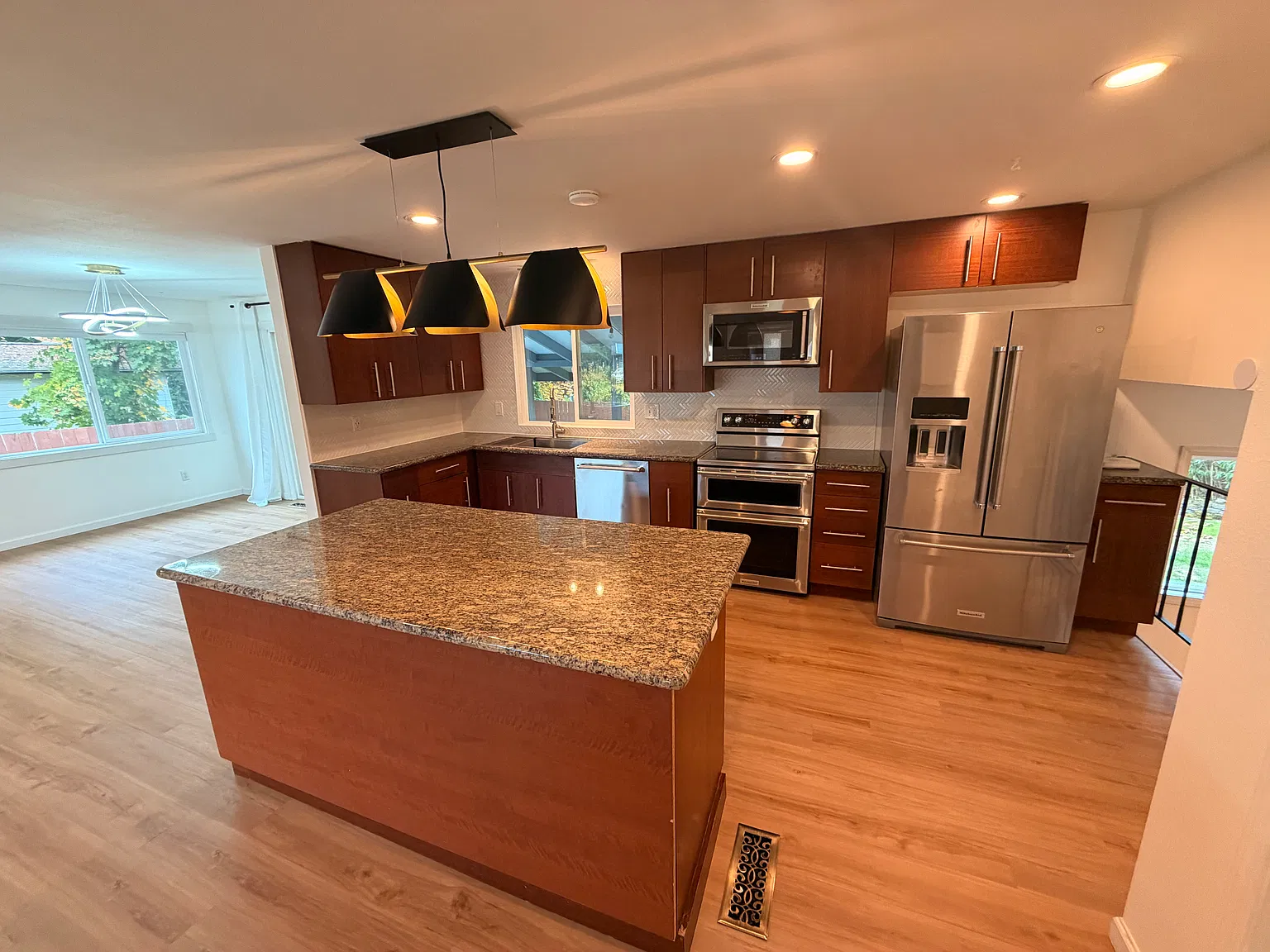 12921 NE 136th Pl — Photo 4