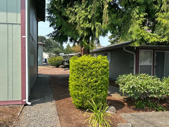 Meadow Creek Apartments