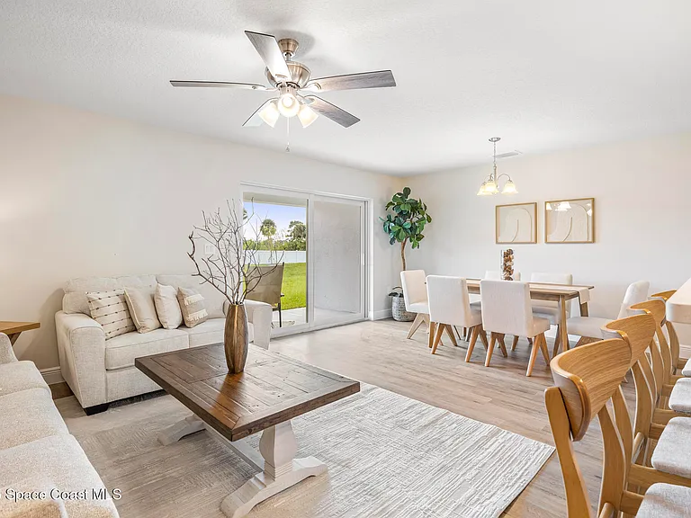 188 Hidden Woods Pl — Photo 10