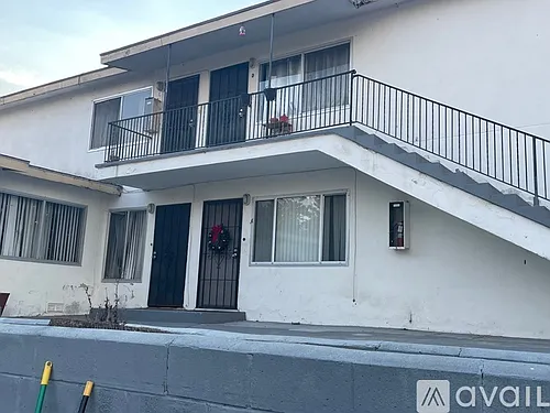 3241 Franklin Ave #B Photo 1