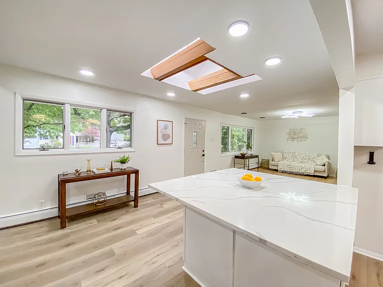 1 Herrick Dr — Photo 10