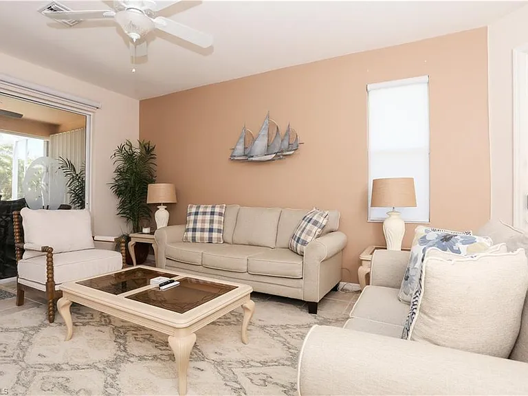 7753 Haverhill Ct — Photo 5