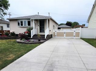 94 Parkedge Ave, Tonawanda, NY 14150