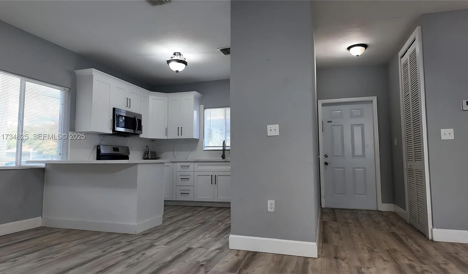 $3500 2270 NW 51st Ter — Photo 4