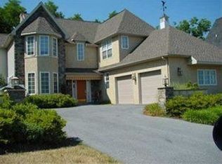4036 Thicket Ln, Harrisburg, PA 17110