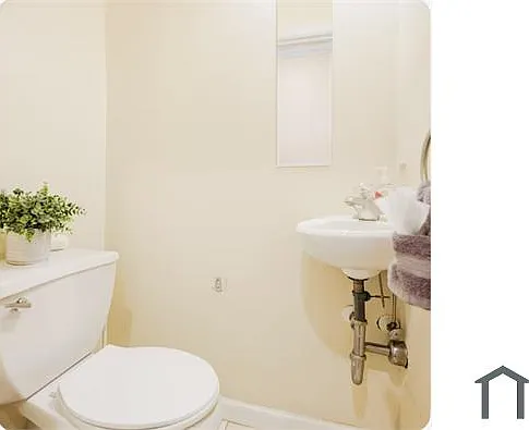 208 N Port St — Photo 11