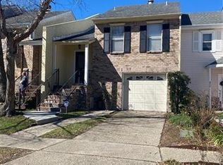 856 Old Metairie Dr, Metairie, LA 70001