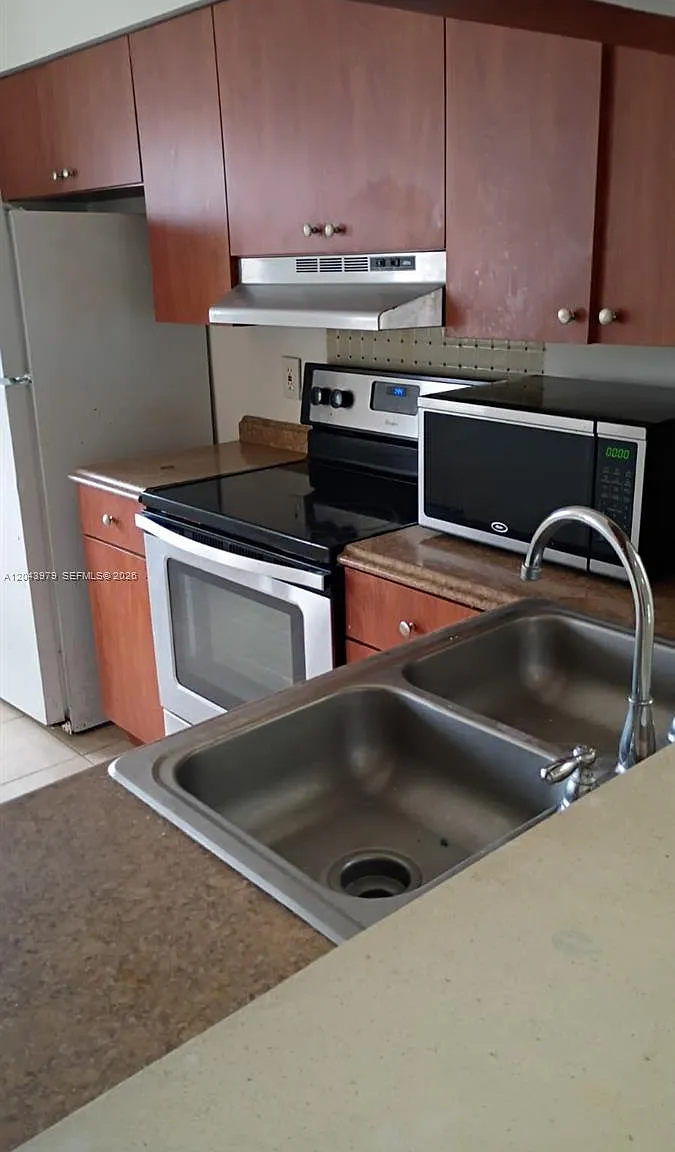 Verano At Miramar Condo — Photo 3