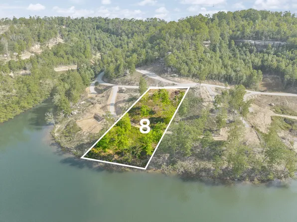 8 Sleepy Hollow Rd, East Bernstadt, KY 40729