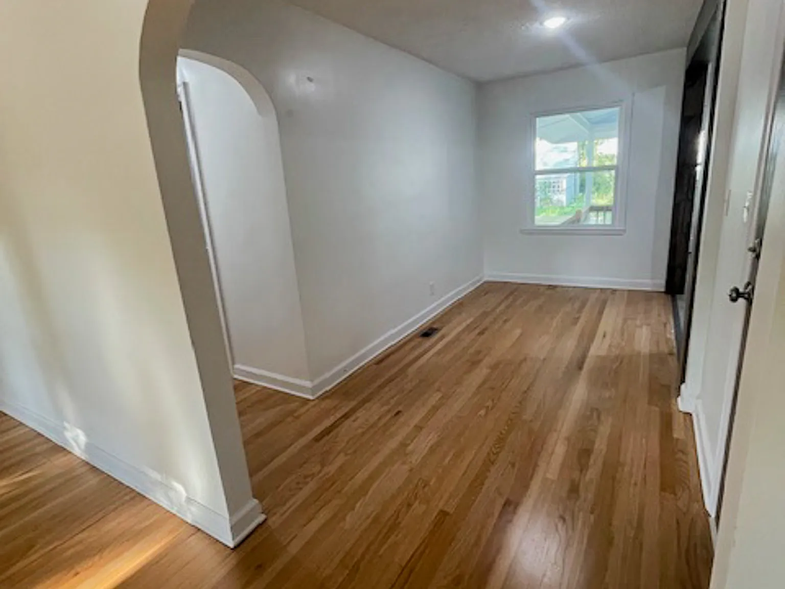 4 bed, 1060 sqft, $2,800 — Photo 2