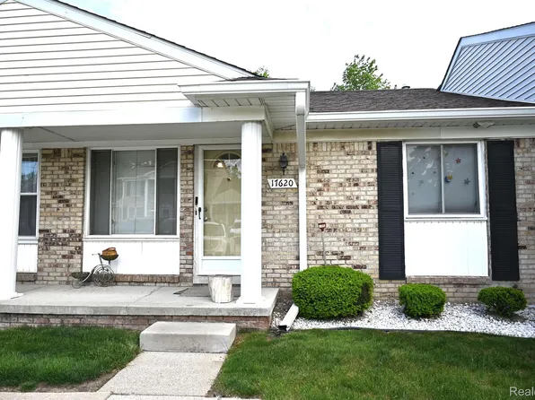 17620 Rudgate St, Southgate, MI 48195