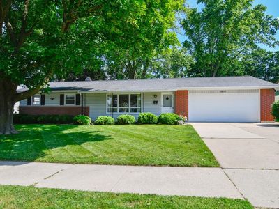 1859 Debra Ln, Green Bay, WI, 54302