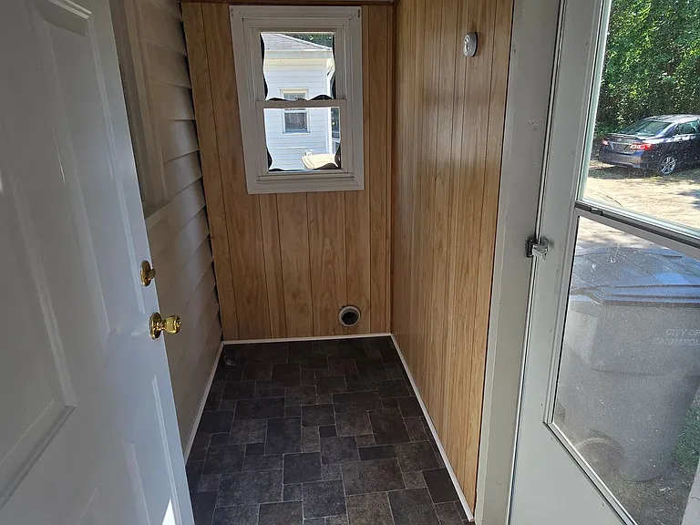 612 Oakshade Ave — Photo 20