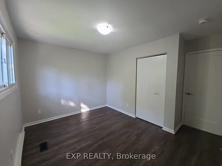 87 Wellington St E #MAIN LEVEL — Photo 21