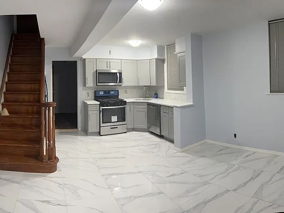 2nd image of 1563 E 56th St #G