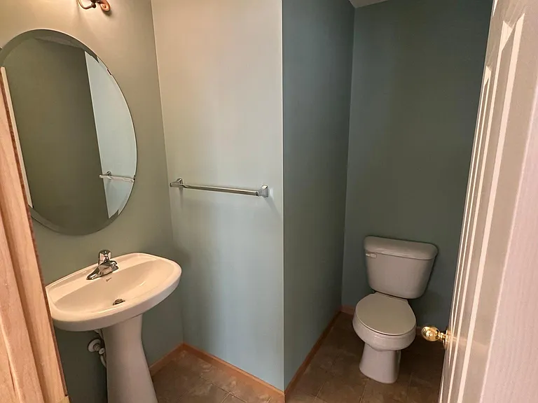 15830 Frisian Ln — Photo 7