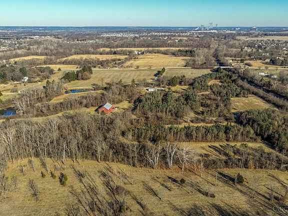 3rd image of 6099 Millikin Rd