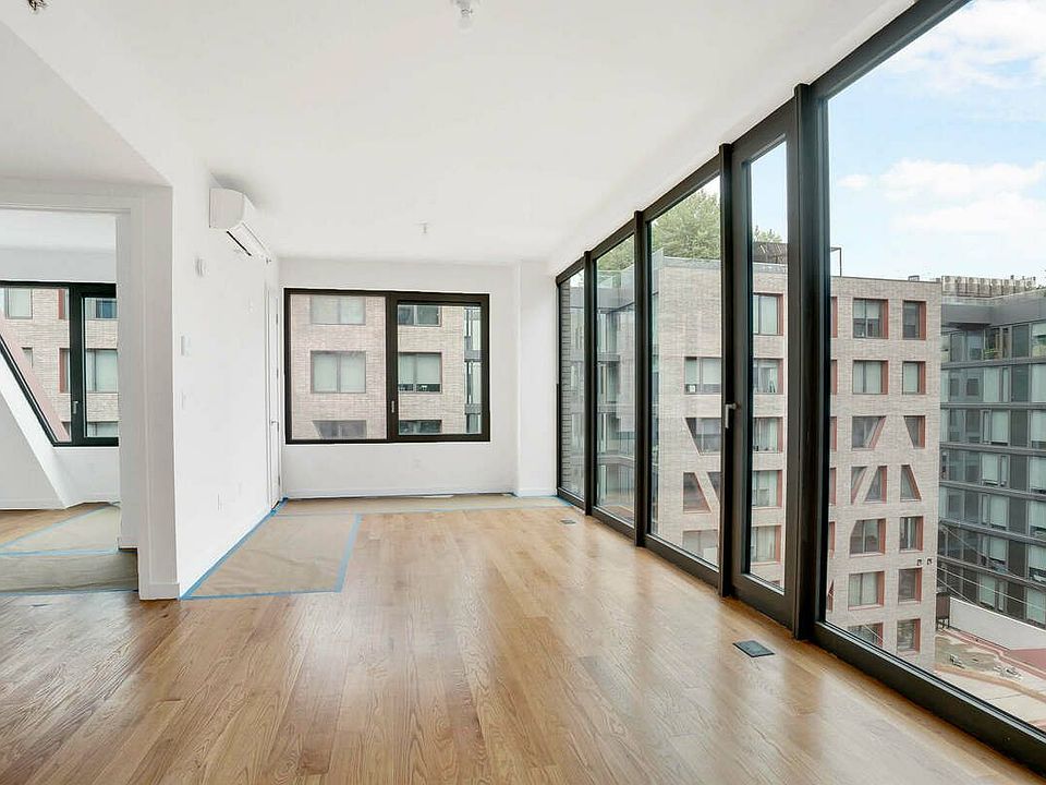 1st image of 54 Noll St #9512