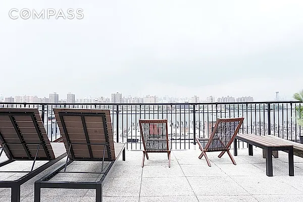 Rented by Compass | media 7