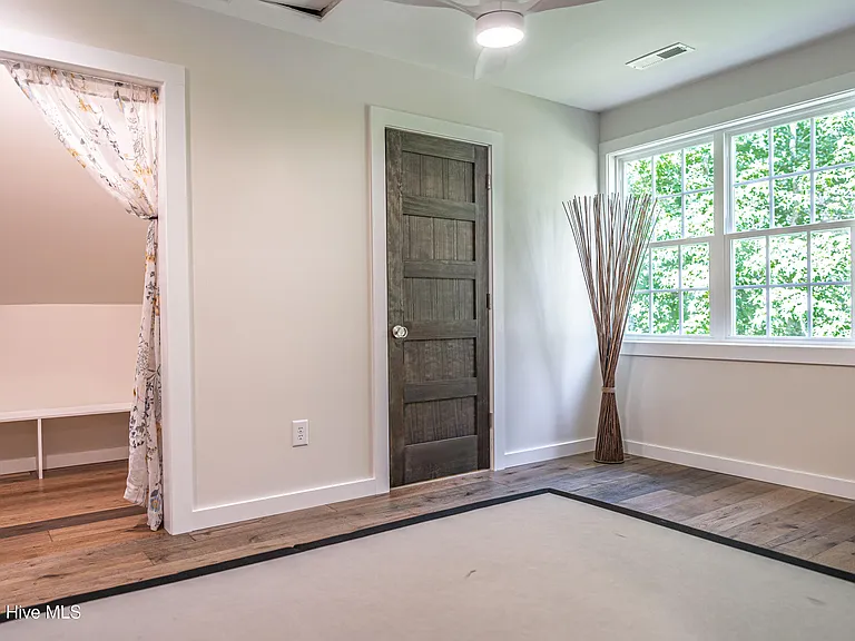 445 Brinkley Rd — Photo 22