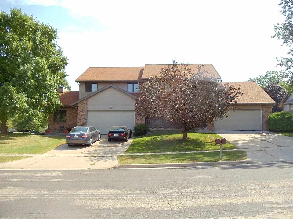 1st image of 5863/1902 Woodland Drive Winchester