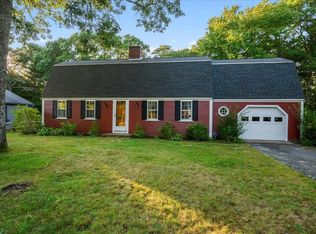 30 Bayberry Ln, Barnstable, MA 02632