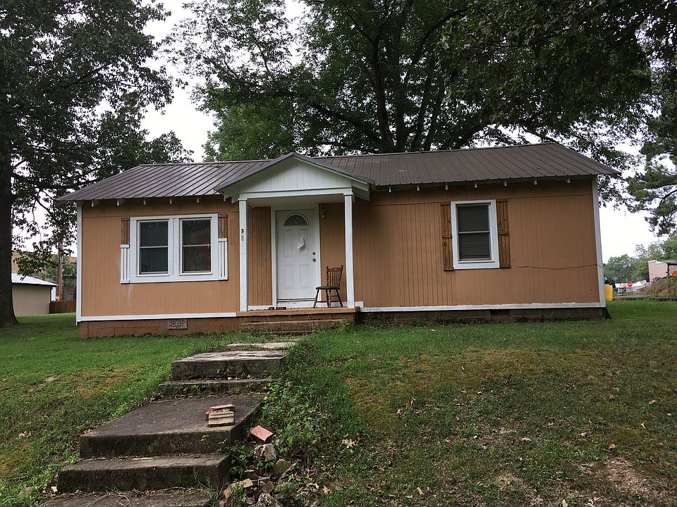 1st image of 309 W Walls St