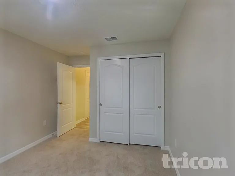 2244 Gladiolus Ln — Photo 14