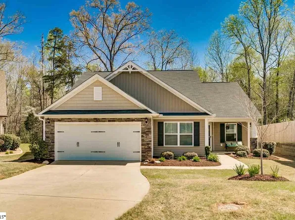 206 Pilger Pl, Simpsonville, SC 29681