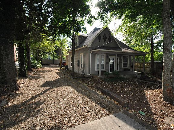 2nd image of 348 N Willow Ave