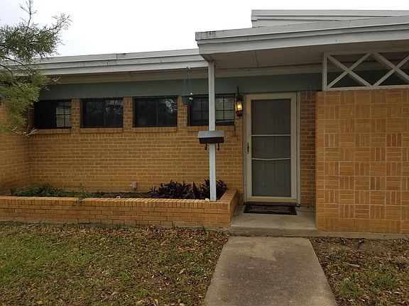 4th image of 5401 Waltham Ave
