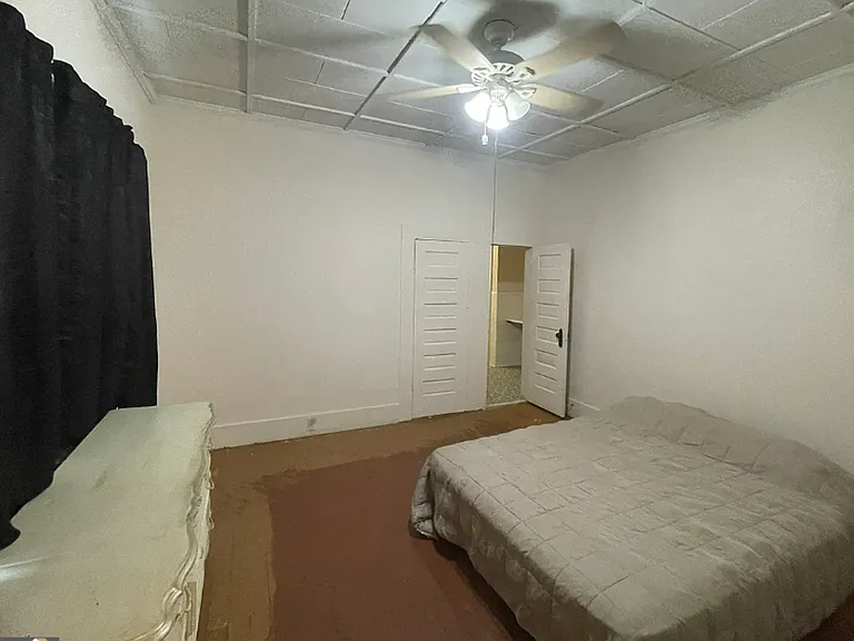 46 E Calhoun St — Photo 9