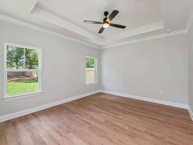 1404 Hickory St — Photo 21