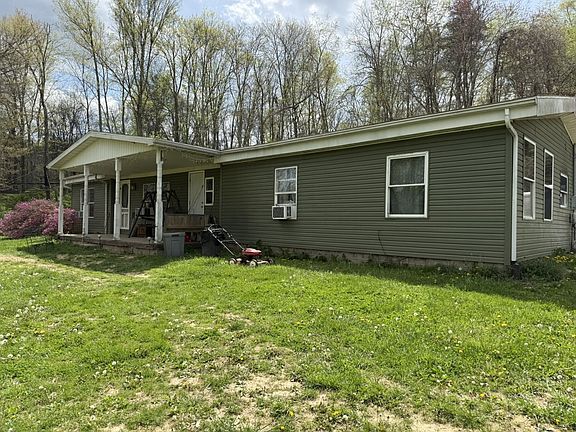 3rd image of 15155 Sauerkraut Rd