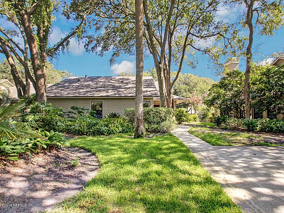 2nd image of 17 Sea Winds Ln S