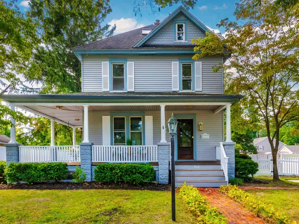 302 W Cherry St, Wenonah, NJ 08090