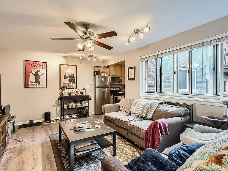644 W Arlington Pl #2J — Photo 4