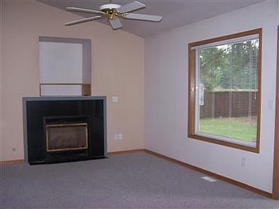 5th image of 1610 205th Street Ct E