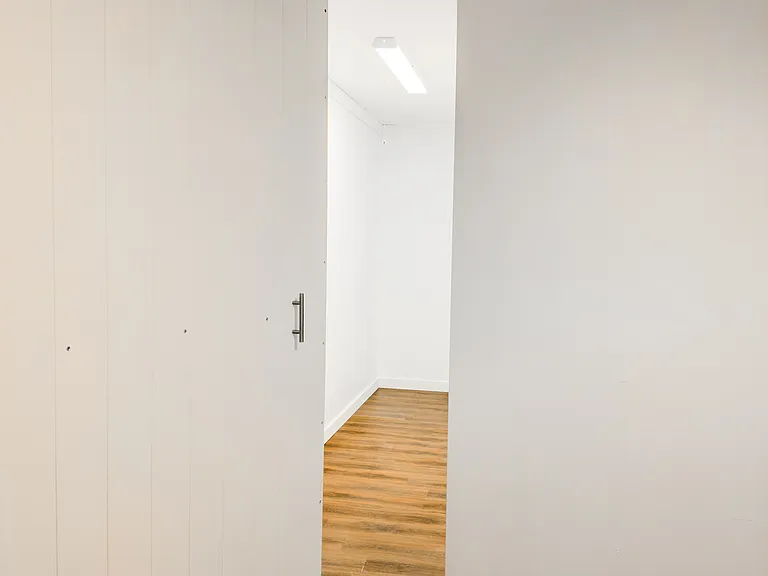522 Oldham St #B — Photo 6
