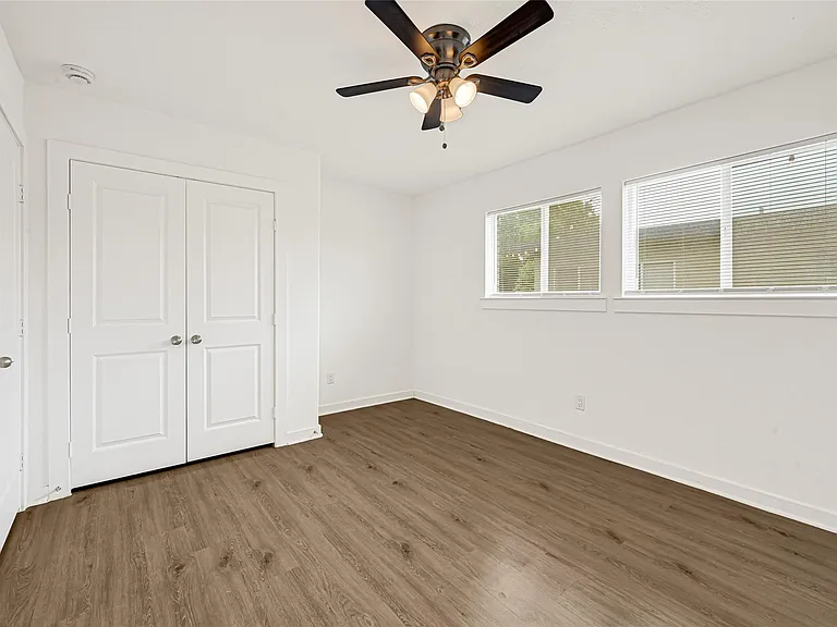 7537 Westover St #B — Photo 6