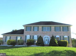 138 Megan Dr, Bear, DE 19701