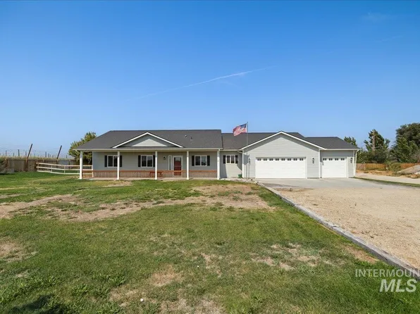3642 E Market Rd, Homedale, ID 83628