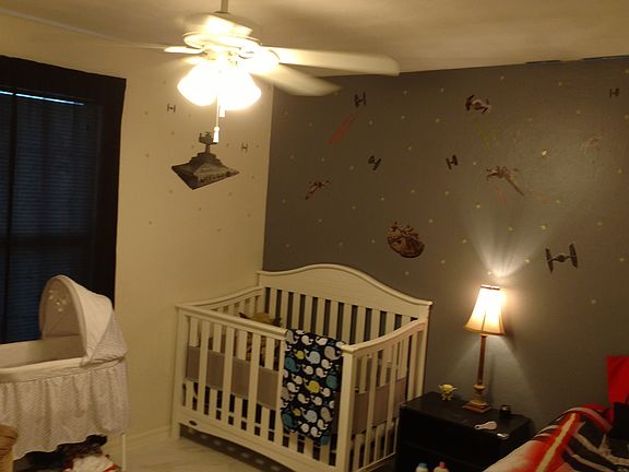 5th image of 26544 Saville Ave