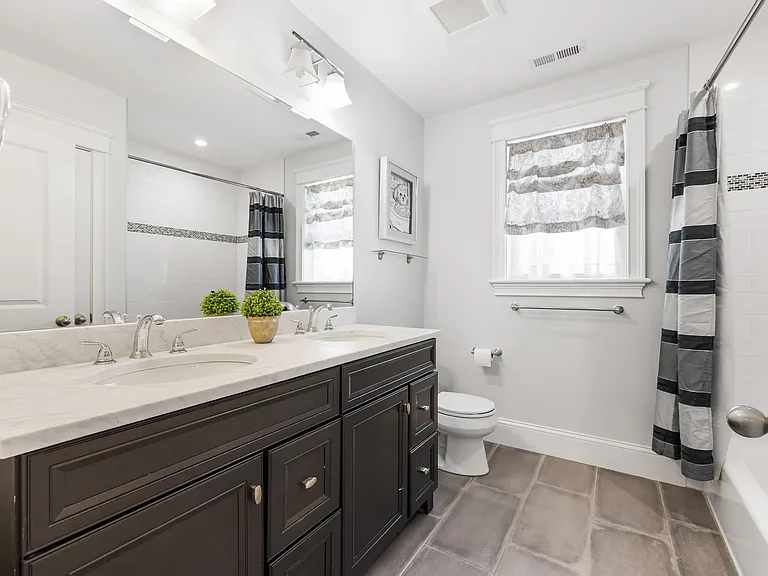 37 Sassamon Ave — Photo 18