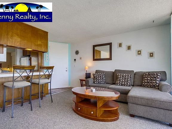 3rd image of 725 Redondo Ct Unit 20